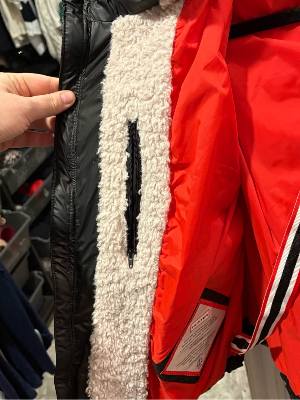 Hunter Puffer Jacket - Picture 4 of 6